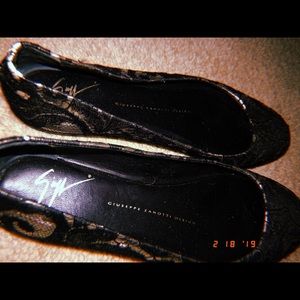 Giuseppe Zanotti Design flats